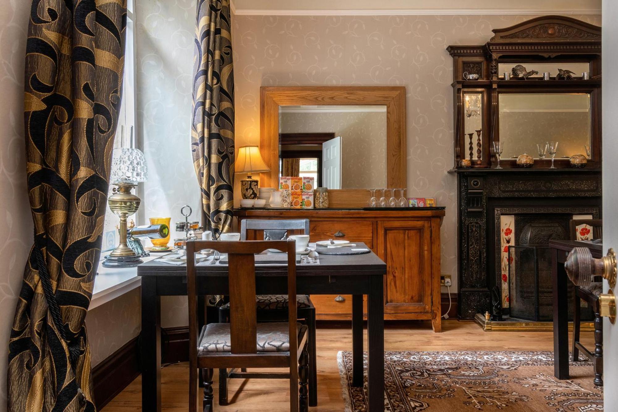 Afon Rhaiadr Country House Dolgellau Exterior foto